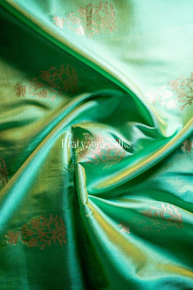 Emerald Heritage Chevron Border Banarasi Silk Saree Pure silk sarees online in India | Pratyagra Silks