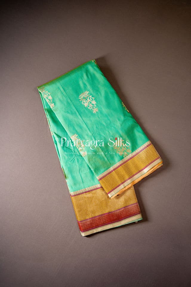 Emerald Heritage Chevron Border Banarasi Silk Saree - Image 2